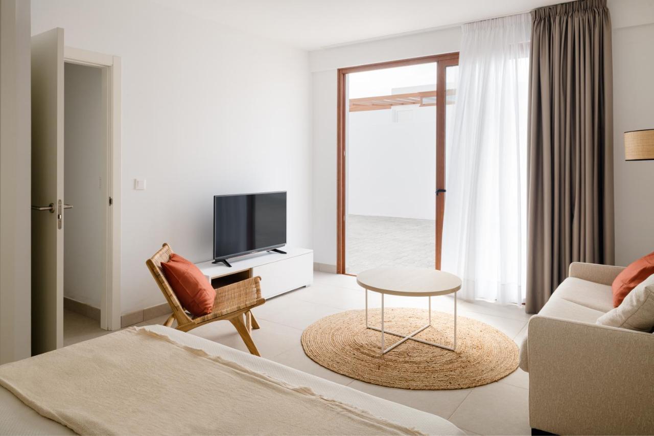 Villas Altos De Lanzarote Плая Бланка Екстериор снимка