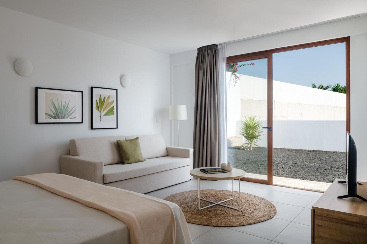 Villas Altos De Lanzarote Плая Бланка Екстериор снимка